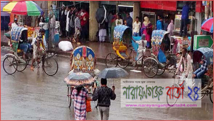বৃষ্টিতে নগরবাসীর ভোগান্তি, অব্যাহত থাকছে বৃষ্টিপাত