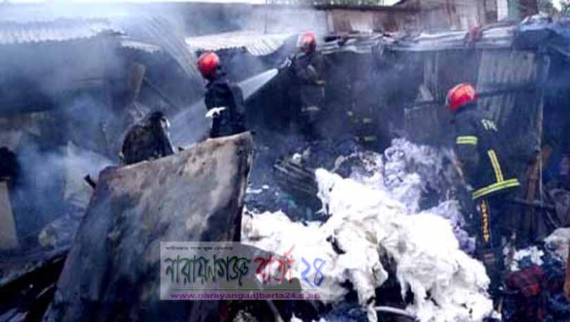 কালিবাজারে আগুনে পুড়লো ৫ দোকান