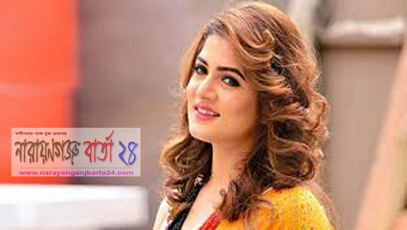 ঢাকায় শ্রাবন্তী