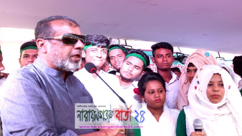 জনসভা নয় জনসেবাই আমার রাজনীতি : সেলিম ওসমান
