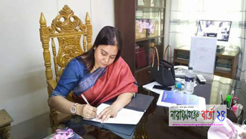 না.গঞ্জ সদর ইউএনও’র দায়িত্ব নিলেন নাহিদা বারিক