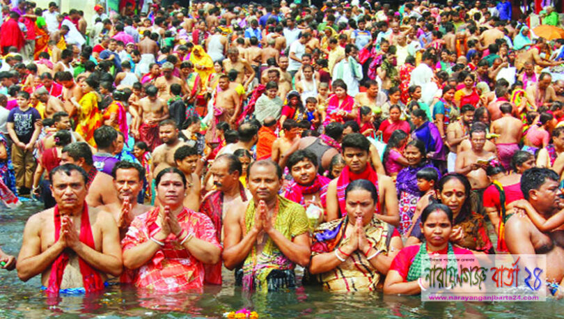 লাঙ্গলবন্দে স্নানোৎসবে পুণ্যার্থীদের ঢল