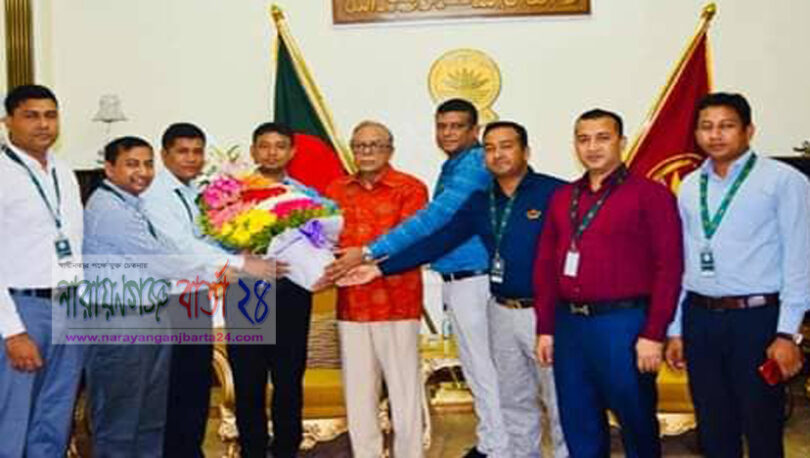 রাষ্ট্রপতির সাথে সৌজন্য সাক্ষাৎ করলেন না.গঞ্জ জেলা পুলিশ