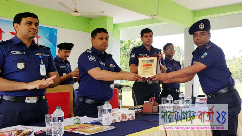 চাঁদপুর জেলার শ্রেষ্ঠ ওসি মতলব উত্তর থানার মিজানুর রহমান
