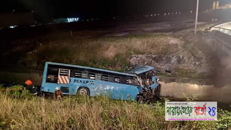 মালয়েশিয়ায় বাস খাদে, ছয় বাংলাদেশিসহ নিহত ১১
