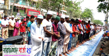 রোজার প্রথম জুমায় মুসল্লিদের ঢল