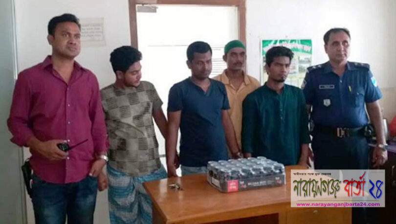 ফতুল্লায় ১৮ ক্যান বিয়ারসহ গ্রেফতার-৪