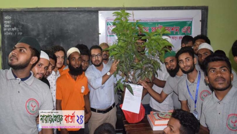 একতা ব্লাড ফাউন্ডেশনের প্রতিষ্ঠা বার্ষিকীতে রক্তদান ও বৃক্ষ রোপন