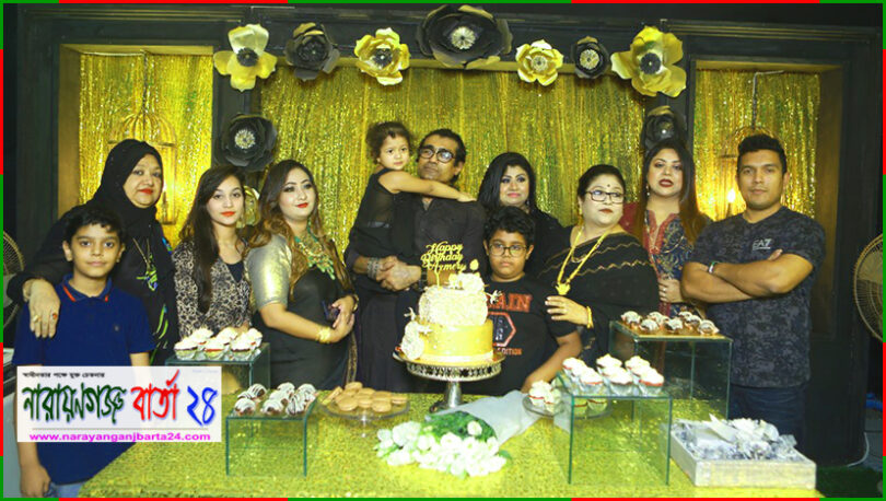 পরিবারের সাথে আজমেরী ওসমানের জন্মদিন উদযাপন