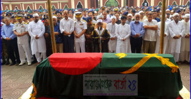 সেনানিবাসে এরশাদের প্রথম জানাজা অনুষ্ঠিত