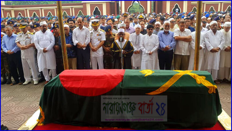 সেনানিবাসে এরশাদের প্রথম জানাজা অনুষ্ঠিত