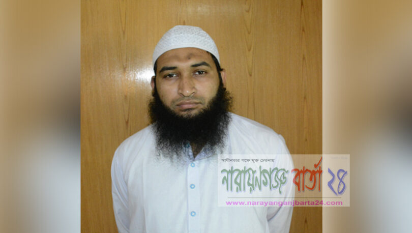 গুজব ছড়ানোর দায়ে র‌্যাবের হাতে মাদরাসা শিক্ষক আটক