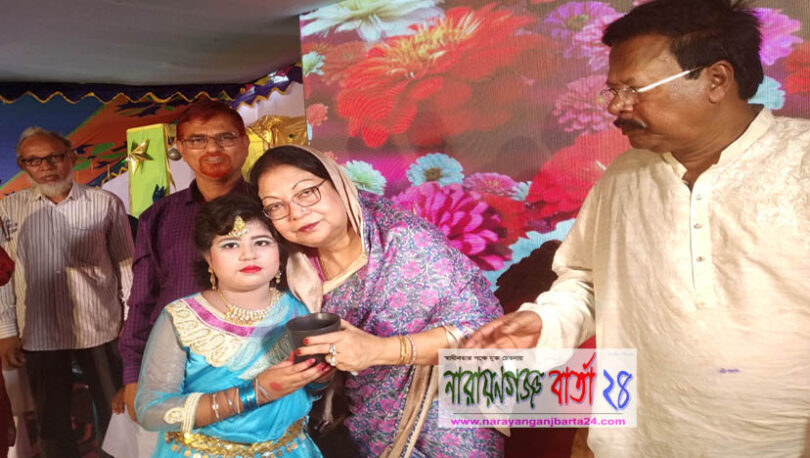 রূপগঞ্জে ৬ শতাধিক মেধাবী শিক্ষার্থীকে সংবর্ধনা