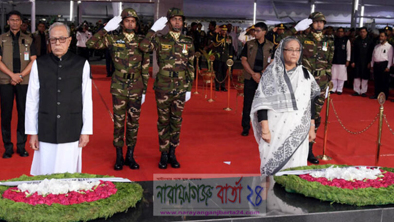বঙ্গবন্ধুর প্রতিকৃতিতে রাষ্ট্রপতি ও প্রধানমন্ত্রীর শ্রদ্ধা