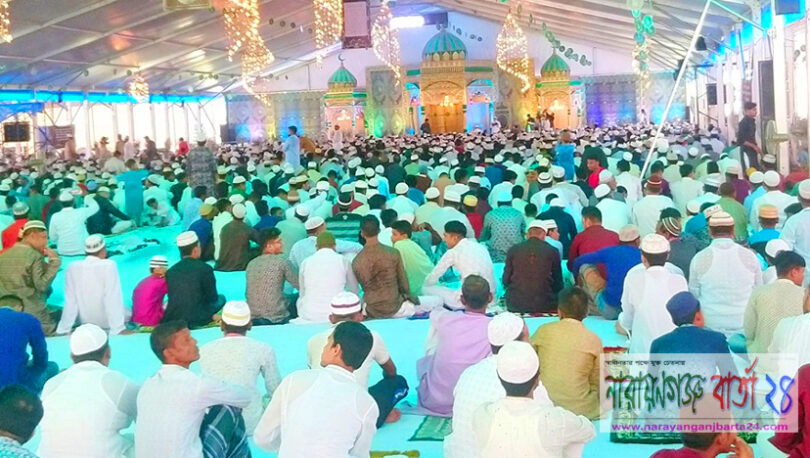 না.গঞ্জে ঈদের জামাত আদা‌য়ে মুস‌ল্লি‌দের ঢল