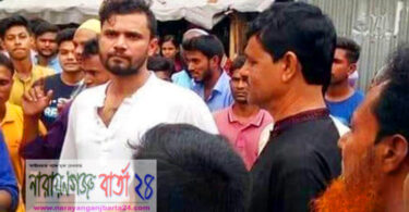 শেরপুরে ‍নিজ গৃহপরিচারিকার বাড়িতে মাশরাফি বিন মর্তুজা