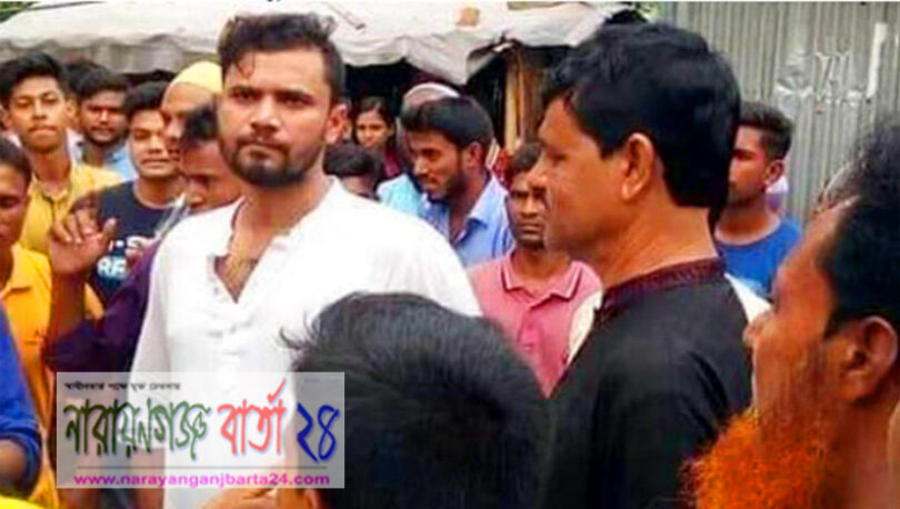 শেরপুরে ‍নিজ গৃহপরিচারিকার বাড়িতে মাশরাফি বিন মর্তুজা
