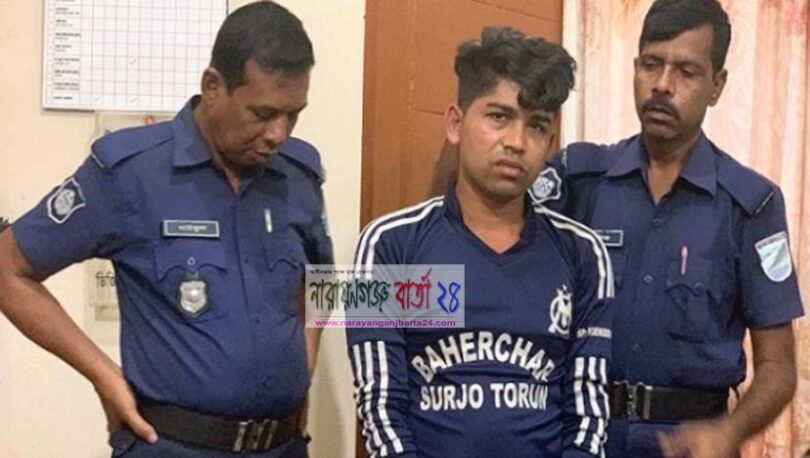স্কুল-কলেজের সামনে গোপনাঙ্গ দেখিয়ে ছাত্রীদের উত্ত্যক্ত