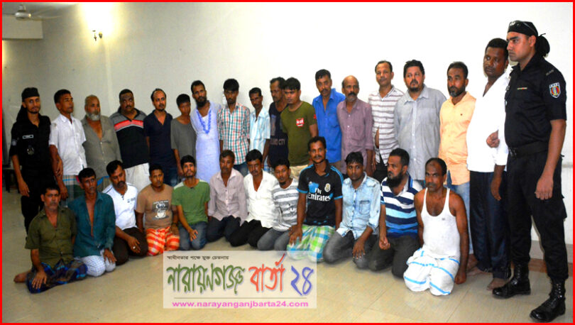 শহরের জুয়ার আস্তানায় আটককৃত ২৮ জুয়াড়ির মিলেছে পরিচয়