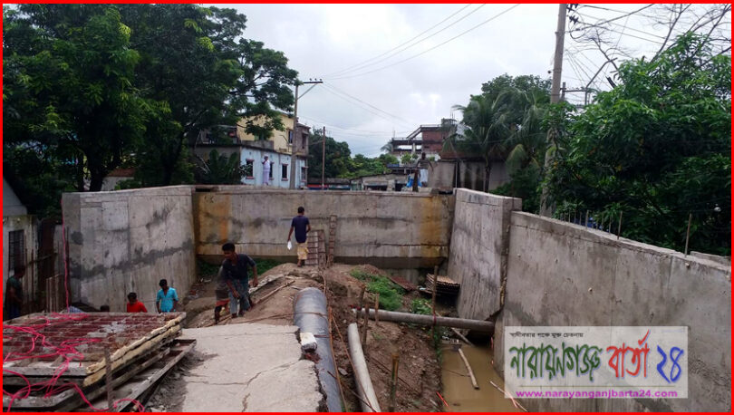 বন্দর ত্রীবেনী সেতুর কাজ ৩ বছরেও শেষ হয়নি, দুর্ভোগ চরমে