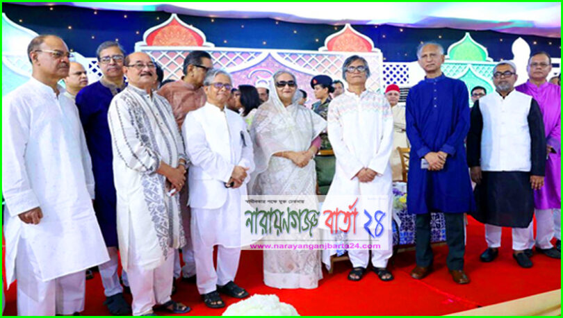 গণভবনে প্রধানমন্ত্রী শেখ হাসিনার ঈদের শুভেচ্ছা বিনিময়