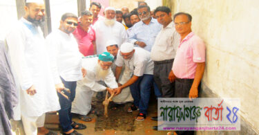 গলাচিপা রাস্তা ও ড্রেনের কাজ উদ্বোধন করলেন কাউন্সিলর খোরশেদ