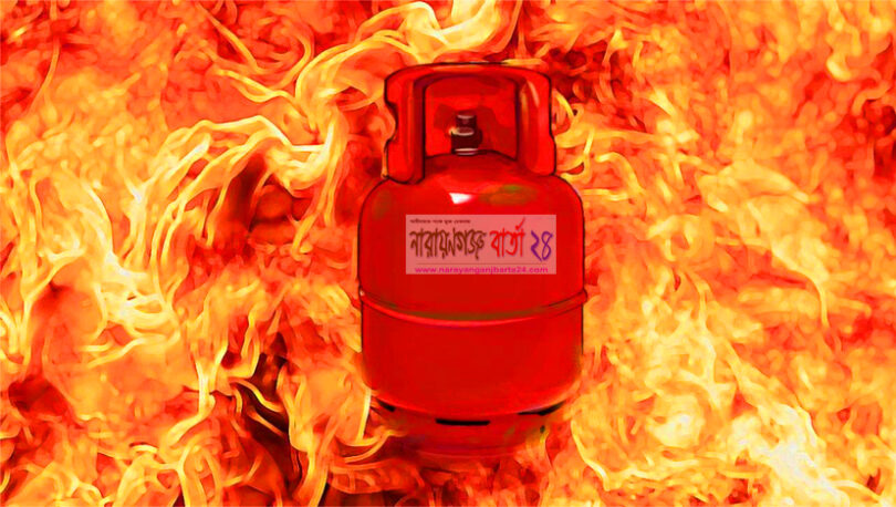 রূপনগরে সিলিন্ডার বিস্ফোরণে শিশুসহ নিহত ৫