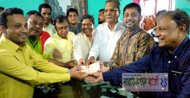 সোনারগাঁয়ের ৩১টি দুর্গাপূজা মন্ডপে অনুদান দিয়েছেন ডা. বিরু