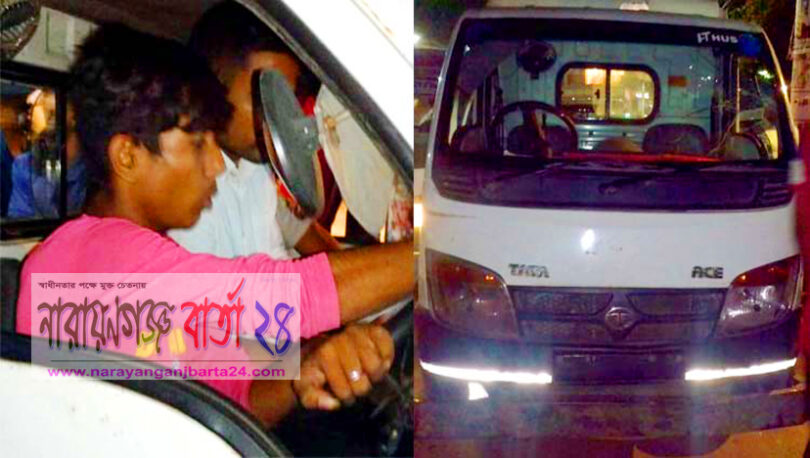 যাত্রীদের জীবন মৃত্যু’র হ্যান্ডেল ধরেছে কিশোর !