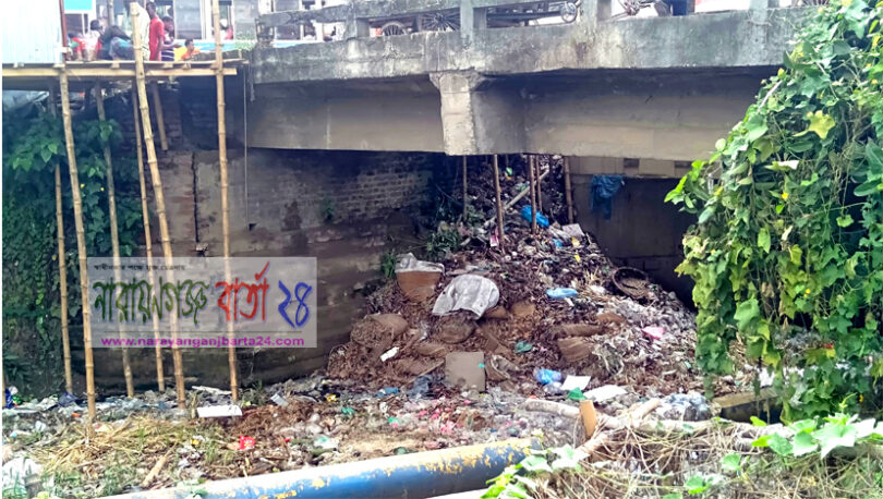 মদনপুরে একটি কালভার্টের কারনে দুর্ভোগে হাজার মানুষ