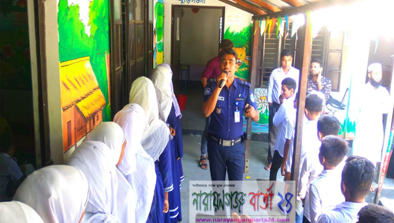 ইভটিজিং প্রতিরোধে সামাজিক আন্দোলন গড়ে তুলুন : এস আই আজাদ