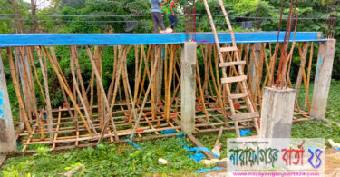 না.গঞ্জ বন্দরে সরকারী খালের উপর ক্লাব নির্মাণ