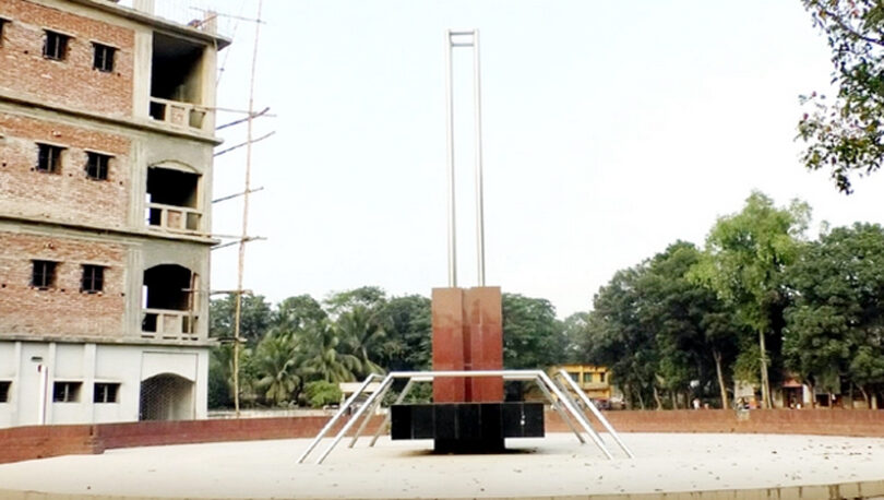 বক্তাবলী গণহত্যা দিবস আজ