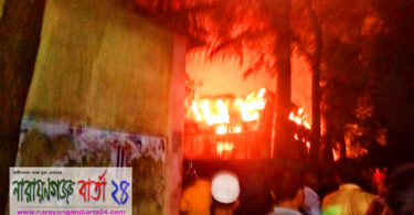 বন্দরে অগ্নিকান্ডে অবৈধ গ্লাস কারখানা পুড়ে ভস্মীভূত