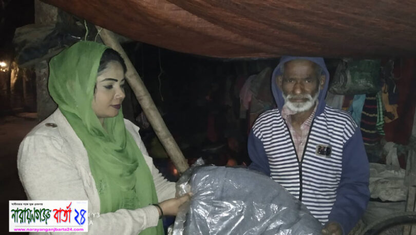 মেঘলার উদ্যোগে অসহায় মানুষের মাঝে কম্বল বিতরণ