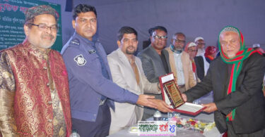 মহান বিজয় দিবস উপলক্ষে মুক্তিযোদ্ধাদের সংবর্ধনা প্রদান