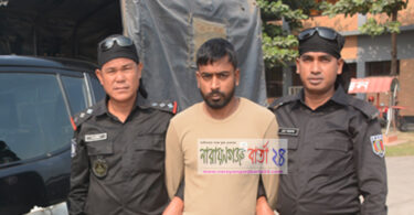 না.গঞ্জে ইয়াবাসহ র‌্যাবের হাতে মাদক ব্যবসায়ী গ্রেফতার