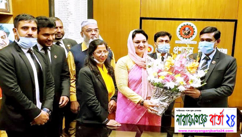 আনন্দধামের সিমু’র নেতৃতে নব নিযুক্ত ডিসিকে ফুলেল শুভেচ্ছা