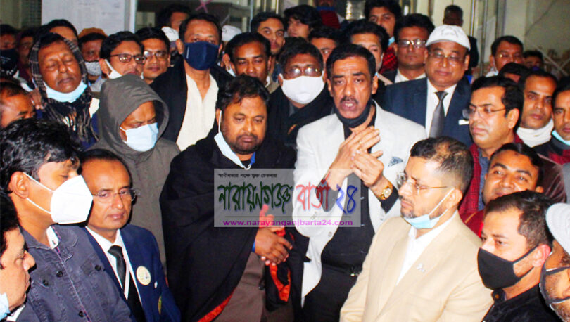 না.গঞ্জে ন্যায় প্রতিষ্ঠা করতে আইনজীবীদের বলিষ্ঠ ভূমিকা রাখতে হবে : শামীম ওসমান