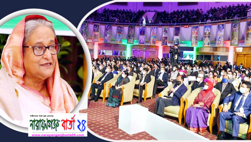 পরিবার নিয়ে দেখা যায় এমন চলচ্চিত্র নির্মাণ করতে হবে : প্রধানমন্ত্রী