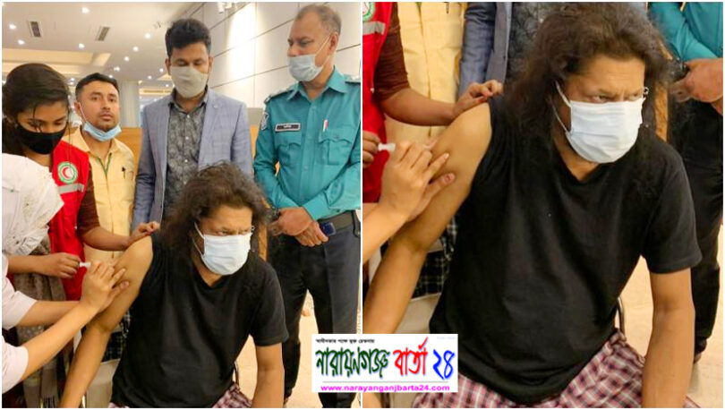 করোনার টিকা নিলেন জেমস, দেশবাসীকে টিকা নেয়ার পরামর্শ