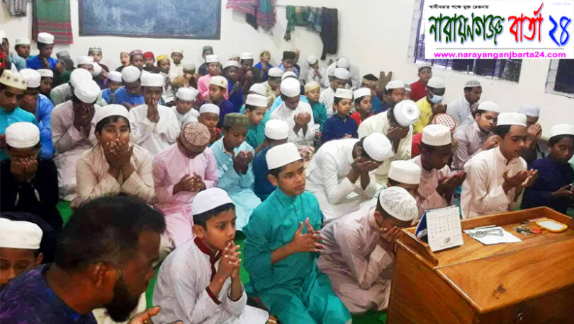 নবীগঞ্জ হেফজখানায় শিক্ষার্থীদের নিয়ে খান মাসুদের পিতা'র সুস্থতায় দোয়া