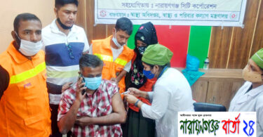 শহীদ মিনার অবমাননা করার প্রতিবাদে খান মাসুদের পক্ষে বিক্ষোভ