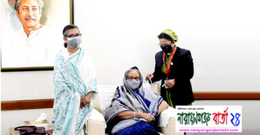 করোনার টিকা নিলেন প্রধানমন্ত্রী শেখ হাসিনা