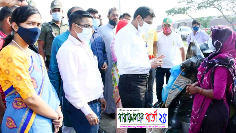 বেদে পল্লীতে নারায়ণগঞ্জ ডিসি মোস্তাইন বিল্লাহ