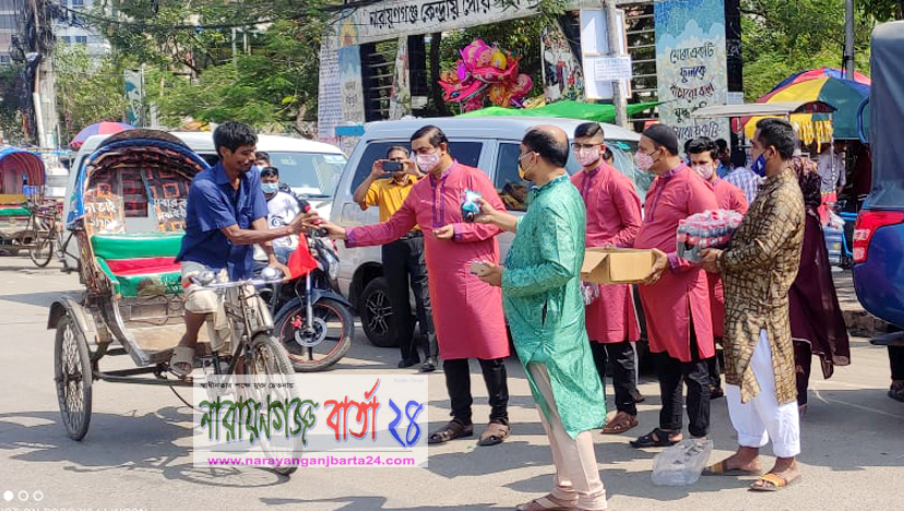 “ ঈদের দিন যারা রাজপথে, ঈদ আনন্দ তাদের সাথে ” মানবিক পুলিশ হাফিজের ৫ বছর