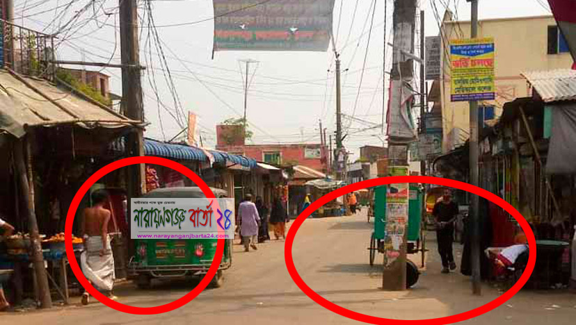 সড়কে বিদ্যুতের খুঁটিতে চলাচলে ভোগান্তি