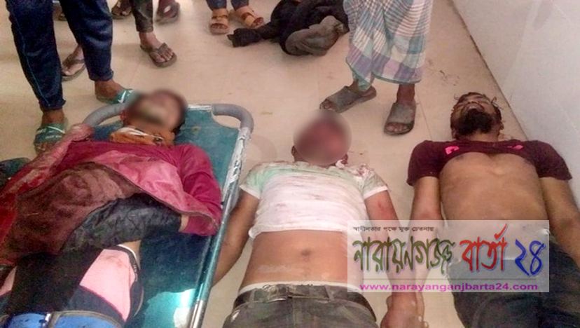 বাসে ডাকাত সন্দেহে ৩ যুবককে পিটিয়ে হত্যা