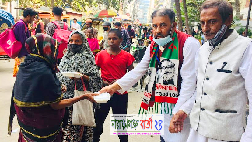 ছিন্নমূল মানুষের মুখে খাবার তুলে দিলো নাসিম ওসমান ফাউন্ডেশন