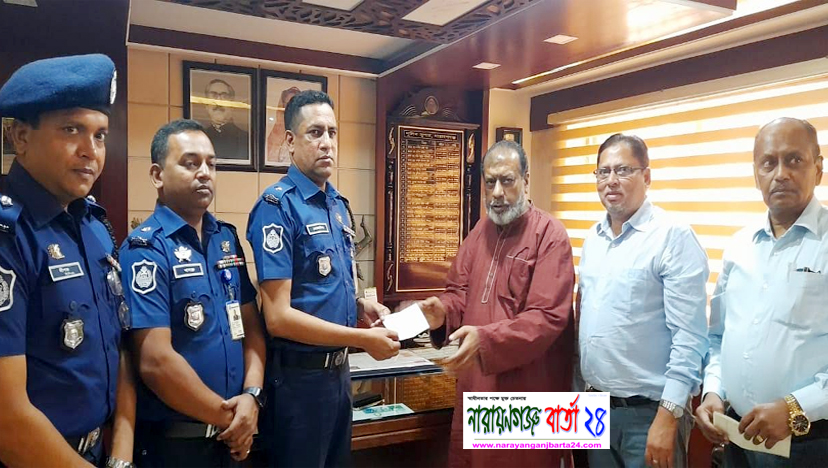 রমজানে যানজট নিরসনে পুলিশকে ১০ লাখ টাকা অনুদান